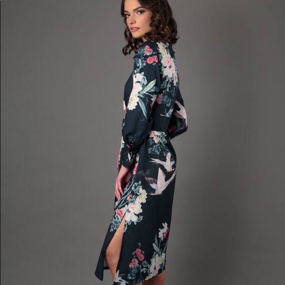 Kimono style wrap dress - Picture 2 of 3